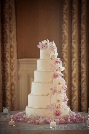 Cascading-Orchid-Wedding-Cake