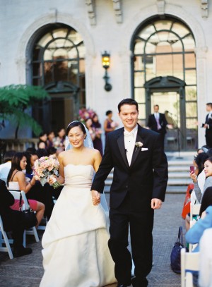 Elegant-Outdoor-Wedding-Ceremony