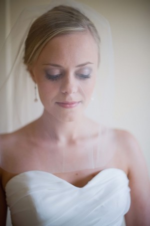 Simple Elegant Bridal Veil