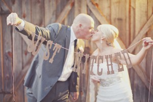 Just Hitched Wedding Sign
