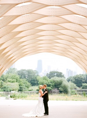 Chicago Park Wedding Photo