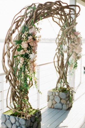 Curly Willow Branch Wedding Ceremony Arch