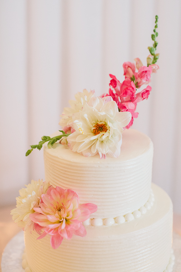 Two Tier Round Wedding Cake With Flowers 2