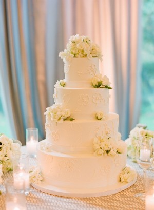 Four Tier Round Wedding Cake With Roses