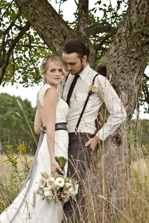 Outdoor Vintage Elegant Wedding Inspiration by Kim Winey Photography 3