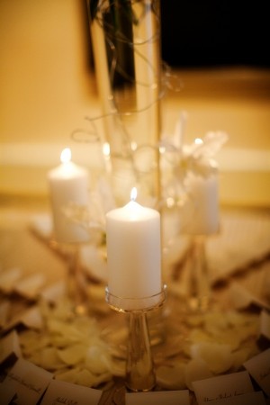 Place Card Table With White Pillar Candles