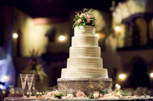 Simple and Elegant Wedding Cake