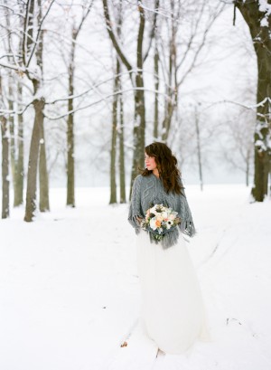 Winter Wedding Inspiration Shoot by Laura Ivanova 4