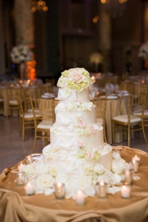 Four Tier Round Wedding Cake With Flowers