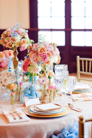 Turquoise Pink and Gold Reception Table Decor 2
