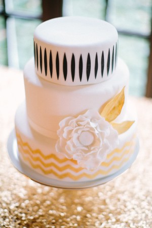 White Black Gold Wedding Cake