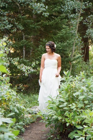 Woodsy Natural Outdoor Wedding by Kate Osborne Photography 9