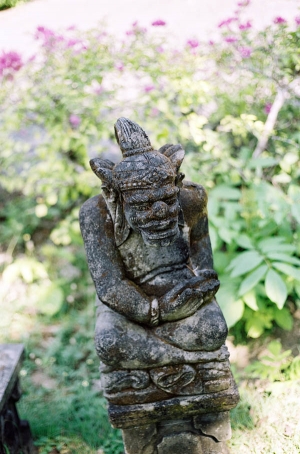 Balinese Statue Wedding Decor Ideas