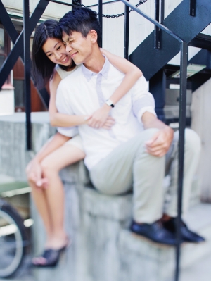 Couple on Steps Tokyo Engagement Shoot