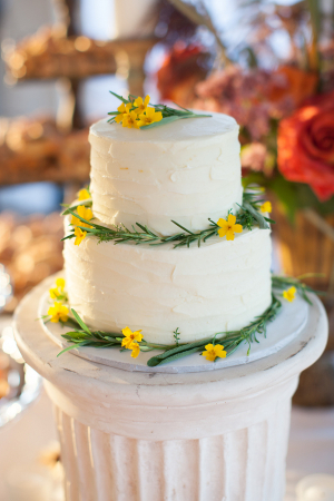 Classic Round Wedding Cake With Yellow Flowers