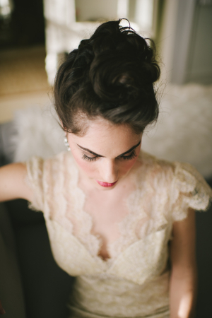 Elegant Ivory Lace Wedding Gown
