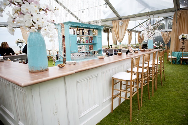 Tiffany Blue and White Outdoor Reception Bar