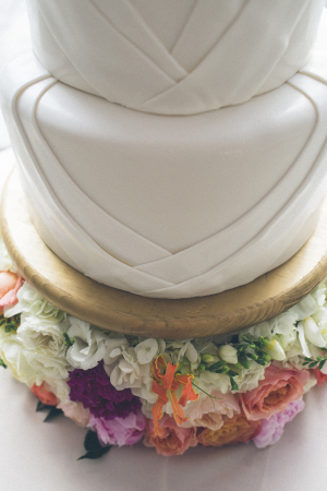Gold Cake Stand With Fresh Flowers