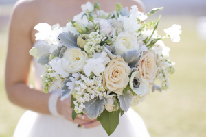 Peach and Cream Flower Bouquet With Dusty Miller