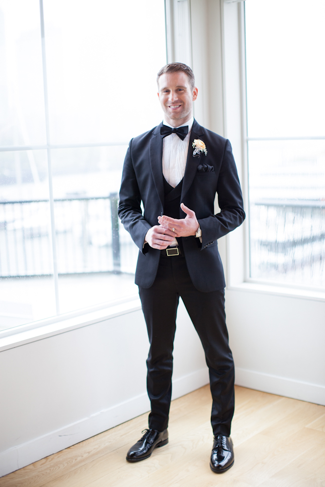 Modern Cut Black and White Grooms Tux
