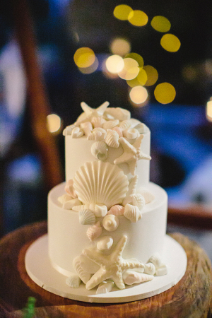 Seashell Motif Wedding Cake