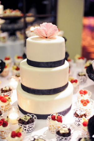 Simple Wedding Cake With Black Trim