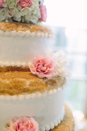 Gold Glitter on Wedding Cake