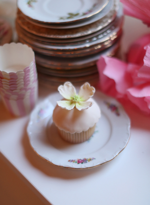 Cupcake with Sugar Flowers