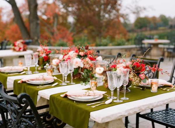 Green and Red Fall Table Decor