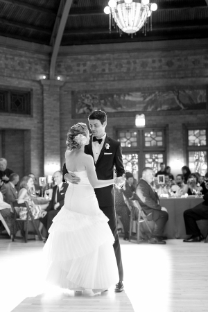 Classic Chicago Wedding First Dance