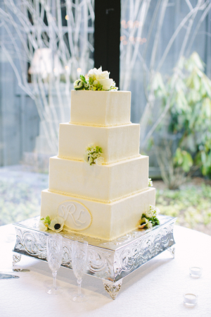 Classic Square Wedding Cake1