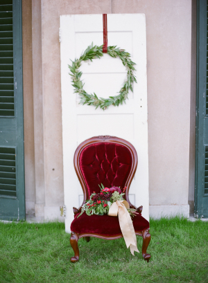 Deep Red and Green Winter Bridal Inspiration