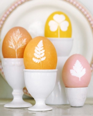 DIY Botanical Easter Eggs | Martha Stewart