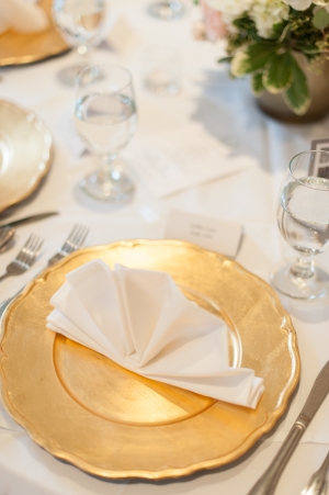 Gold Scalloped Chargers Reception Decor