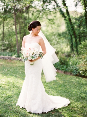 Elegant Outdoor Bridal Portrait From Michelle Boyd Photography