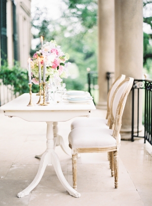 Ivory and Gold Wedding Table