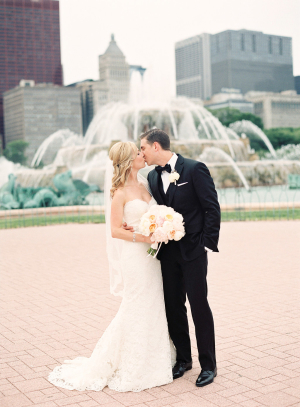 Buckingham Fountain Wedding Photos