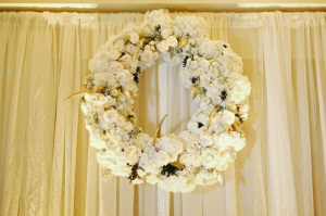 Large Ivory Wedding Wreath