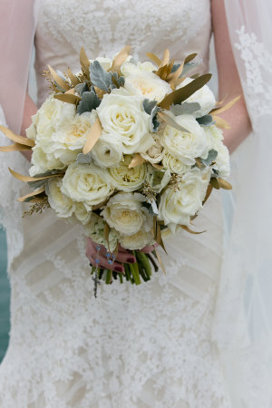 Bouquet with Amber Leaves