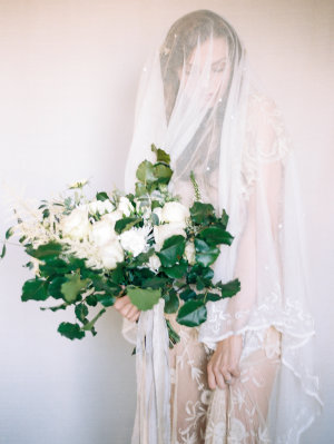 Bride in Stunning Wedding Veil