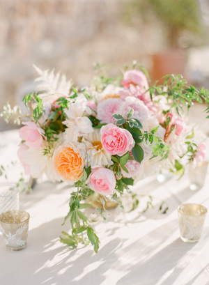 Pale Peach and Pink Centerpiece