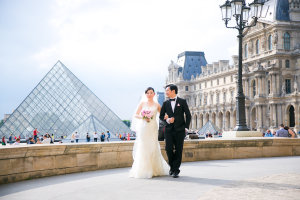 Bride and Groom at the Louvre