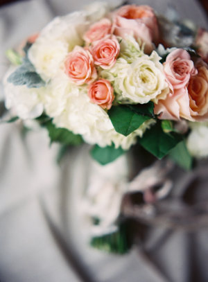 Bouquet of Ivory and Peach
