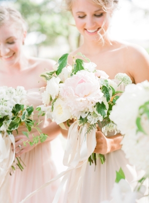 Bridesmaids in Pale Pastel