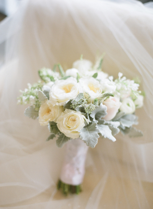 Ivory Bouquet with Dusty Miller