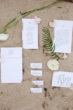 Wedding Invitations in White and Gray