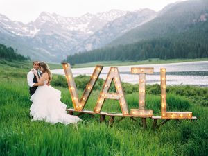 Vail Sign Bride and Groom
