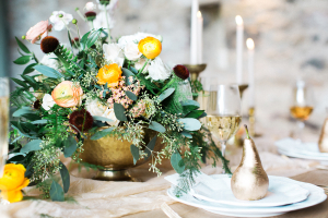 Gold and Green Fall Wedding Flowers