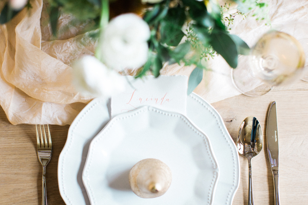 Green Champagne and Gold Wedding Ideas
