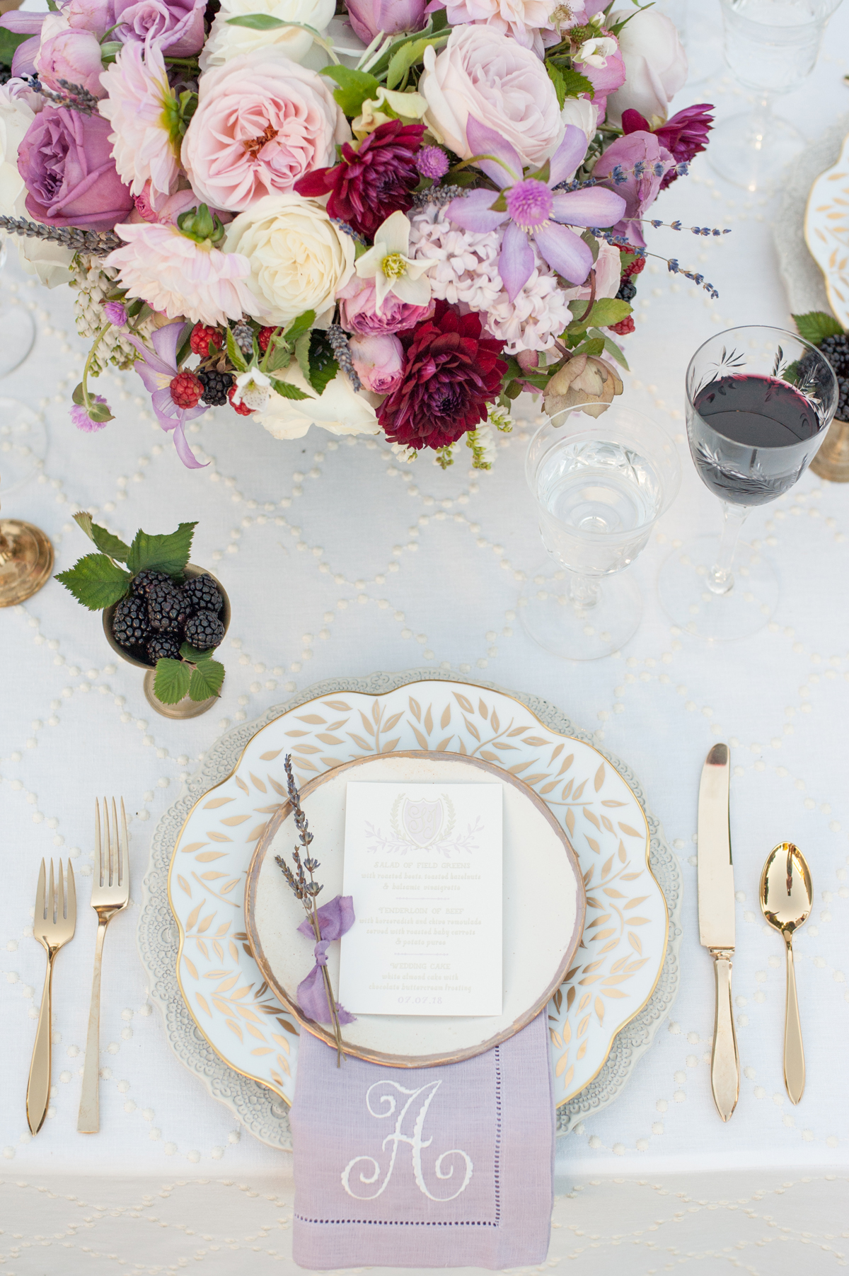 Lavender and Gold Wedding Table